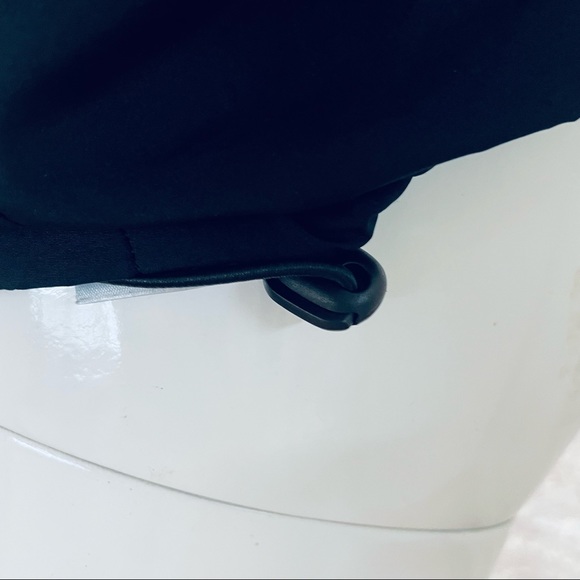 Disney resort jacket gray bkack size M - Picture 6 of 11